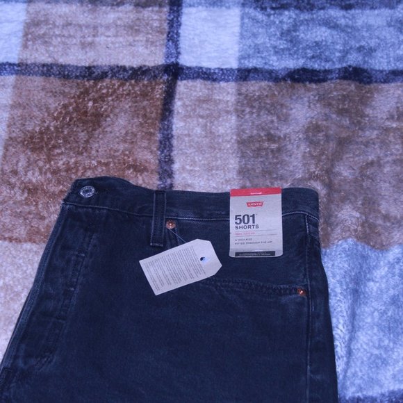 Levi's® Women's 501™ Original High-Rise Jean Shorts - Picture 6 of 6